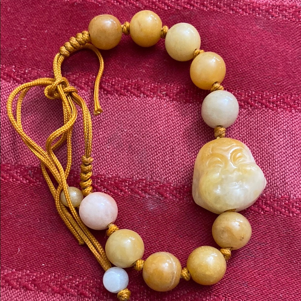 Vintage 50s Yellow Jadeite Buddha Charm & Beads Bracelet